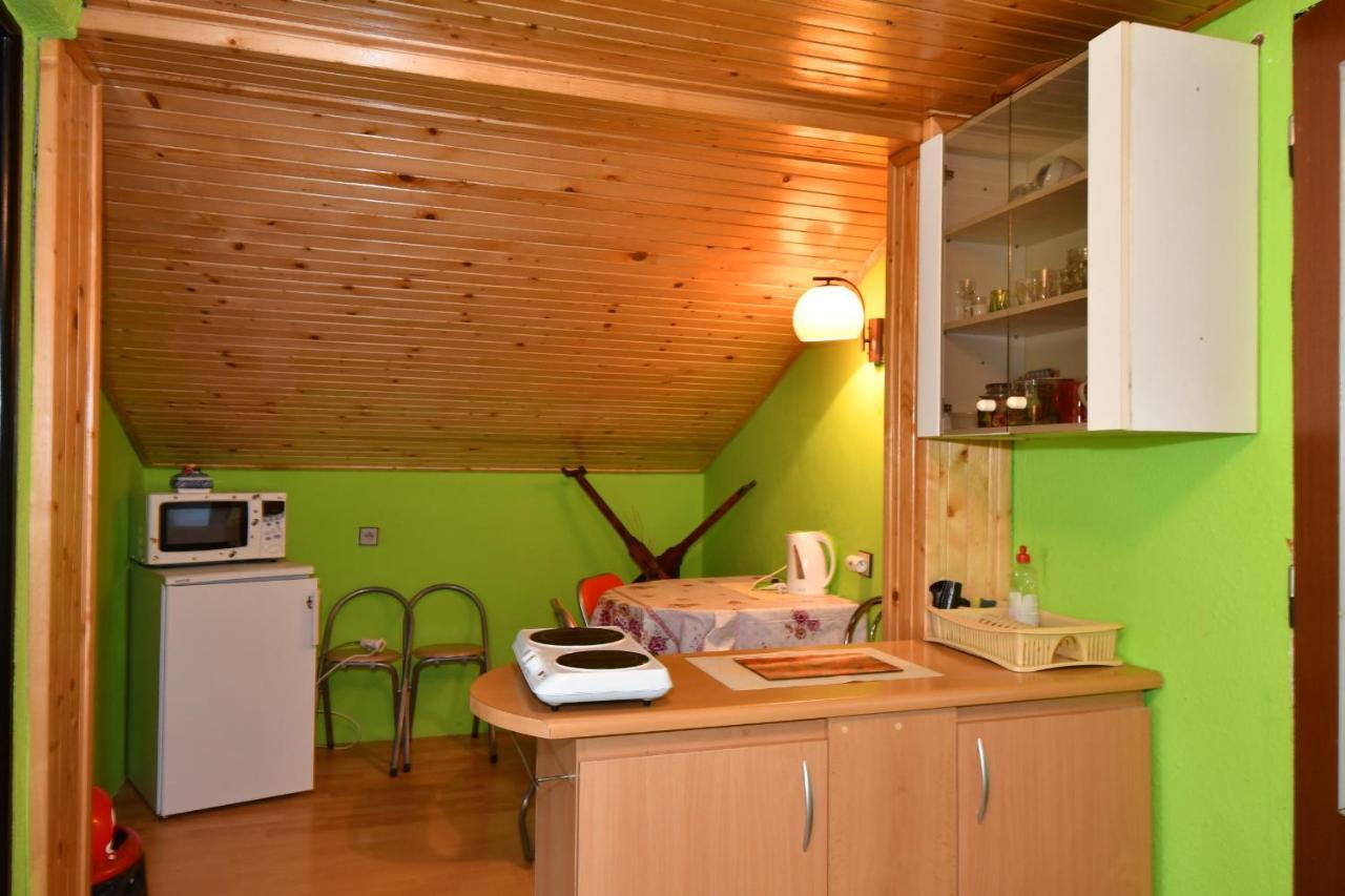 Privat Lujza Hotel Liptovská Osada Exterior foto